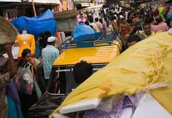 7 Penyakit Mengintai Orang di Pasar yang Becek dan Kotor