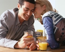 5 Perilaku & Pemikiran yang Bisa Memicu Orang Berselingkuh