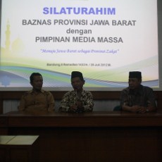 BAZNas Jawa Barat Targetkan Zakat Tahun Ini Capai Rp 355 Miliar