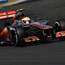 Hamilton Raih Pole di Hungaroring