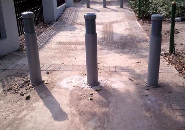 Trotoar Baru Kebon Sirih Amburadul