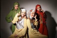 Mampu Baca Alquran, Syarat Jadi Anggota Hijab Model Indonesia
