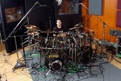 Drummer Anthrax, Charlie Benante Dipenjara