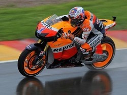 Strategi Jitu Stoner di Laguna Seca