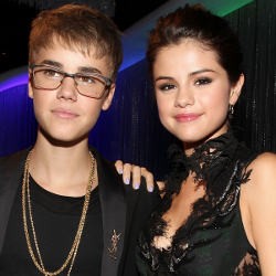 Justin Bieber Ciptakan & Produseri Lagu untuk Selena Gomez