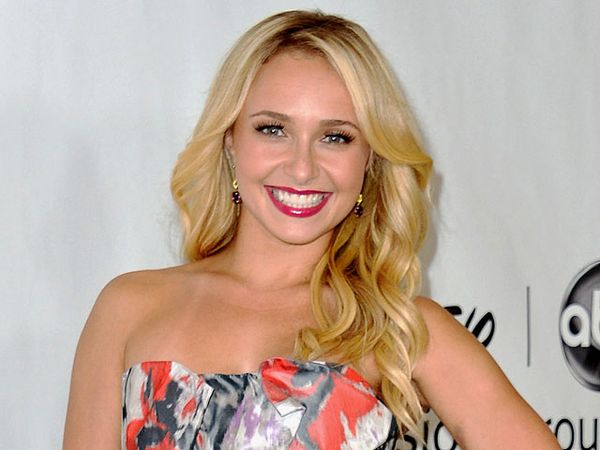 Senyuman Sumringah Hayden Panettiere