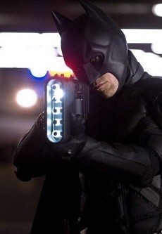 Bertopeng Batman, 3 Pria Merampok 2 Bioskop Meksiko