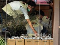 KPK Geledah Gedung Korlantas Polri