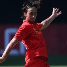 Masa Depan Aquilani di Liverpool Masih Tanda Tanya