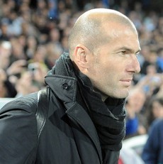 Zidane Meretas Jalan untuk Menjadi Pelatih
