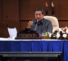 Rapat Kabinet di Kemenkes Bahas Pengentasan Kemiskinan