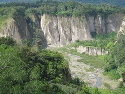 Serunya Menjelajahi Bukittinggi