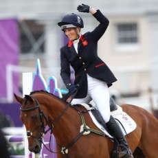 Cucu Ratu Elizabeth Raih Medali Perak