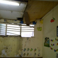 Ini Gedung PAUD, SD dan SMP Mangga Besar 13 yang Memprihatinkan