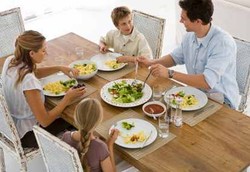 Konsumsi Makanan Orangtua Bisa Ubah DNA Anak Cucu