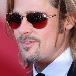 Brad Pitt Siap Perankan Pria Gay di Film Baru