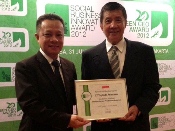 Topindo Atlas Asia Raih Social Business Innovation Award