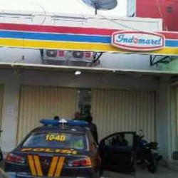 Perampok Bersenjata Tajam Satroni Indomaret Ahmad Yani