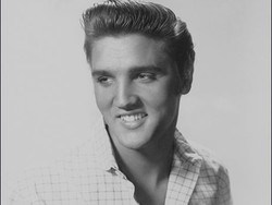 RCA/Legacy Luncurkan Paket CD Elvis Presley