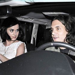 Ini Dia Foto Perdana Katy Perry Kencan Bareng John Mayer