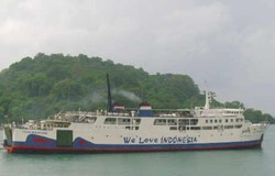 ABK KM Binaiya Tetap Jalani Puasa & Tarawih Meski di Atas Laut