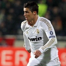 Mourinho: CR7 Lebih Berhak atas Ballon dOr daripada Messi