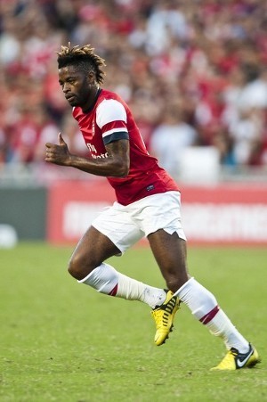 Busquets Inginkan Song di Barca