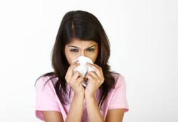 Ini Penyebab Orang Sinus Sering Bersin