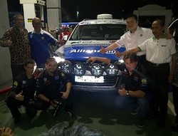 Petualang Rainer Zietlow Mampir di Indonesia