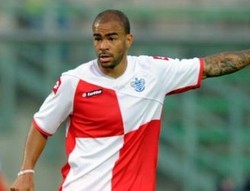 Kieron Dyer, Pemain QPR yang Rajin Kena Tilang