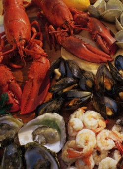 Ingin Buka Puasa di Seafood Kaki Lima? Ikuti Dulu Tips Berikut