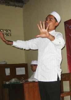 Tukang Ojek Juga Bisa Jadi Khotib