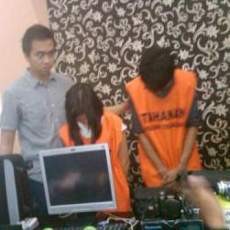 Pasutri Kompak Bobol 3 Toko di Tunjungan Plaza