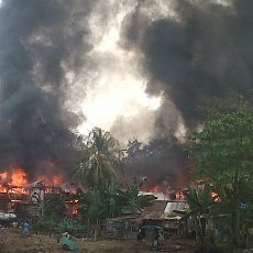 Perumahan Padat Penduduk di Belakang Samsat Jakarta Timur Terbakar