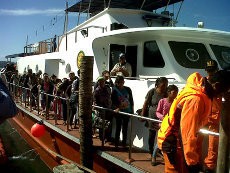 Kapal 41 Penumpang Nyaris Tenggelam di Konawe Sultra