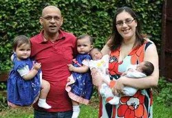 Ibu Hebat! 2 Kali Melahirkan 2 Pasang Anak Kembar dalam Setahun