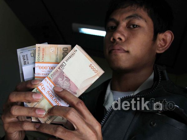 BI Buka Layanan Penukaran Uang Receh di Monas