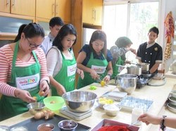 Di Private Cooking Class Masak Apa, Ada Ilmu Bentuk Telur Sampai Matematika!