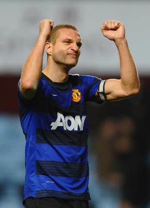 Vidic Senang Bisa Bermain Lagi