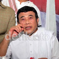 Bhatoegana: Jangan Hukum Rhoma Irama