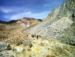 Gunung Papandayan, Pendakian Istimewa di Garut