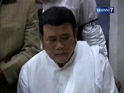 Rhoma Irama Menangis Saat Beri Klarifikasi