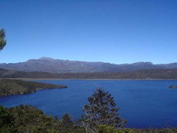 7 Danau Tertinggi di Indonesia