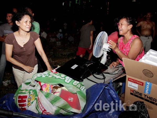 Isak Tangis dan Putus Asa Korban Kebakaran