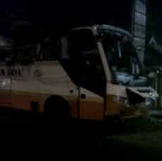 Penyebab Kecelakaan di Trosobo, Sopir Bus Hindari Biker