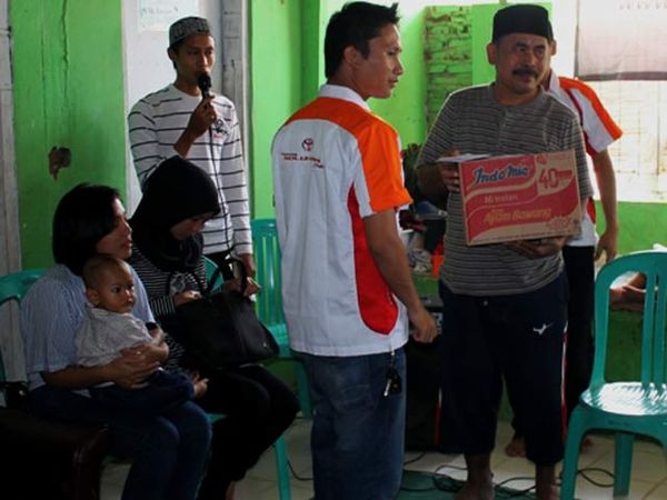 TSVC Berbagi Bersama Anak Yatim