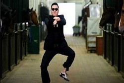 Psy Bagikan 30 Ribu Keping CD Terbarunya Secara Gratis