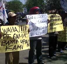 Tak Digaji Selama 4 Tahun, Karyawan Perusahaan Outsourcing Demo
