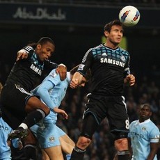 Chelsea-City Berebut Trofi Pertama di Villa Park