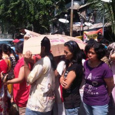 Operasi Pasar Murah, Kisah Ibu-ibu Demi Paket Rp 20 Ribu